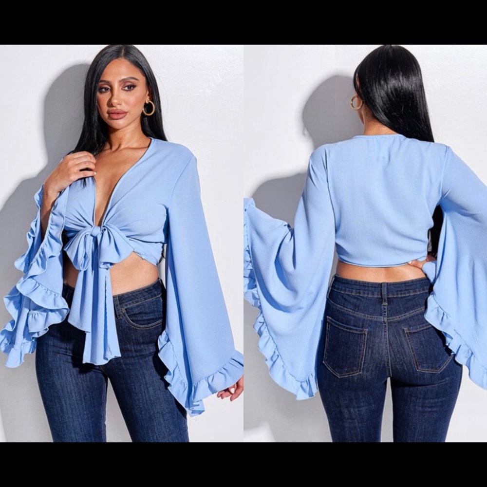 Big Bell Sleeve Crop Top